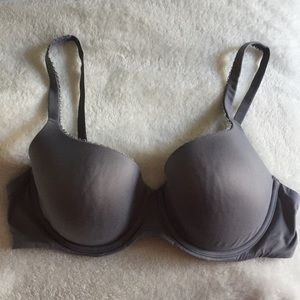 Victoria’s Secret Body by Victoria Demi Bra 38D
